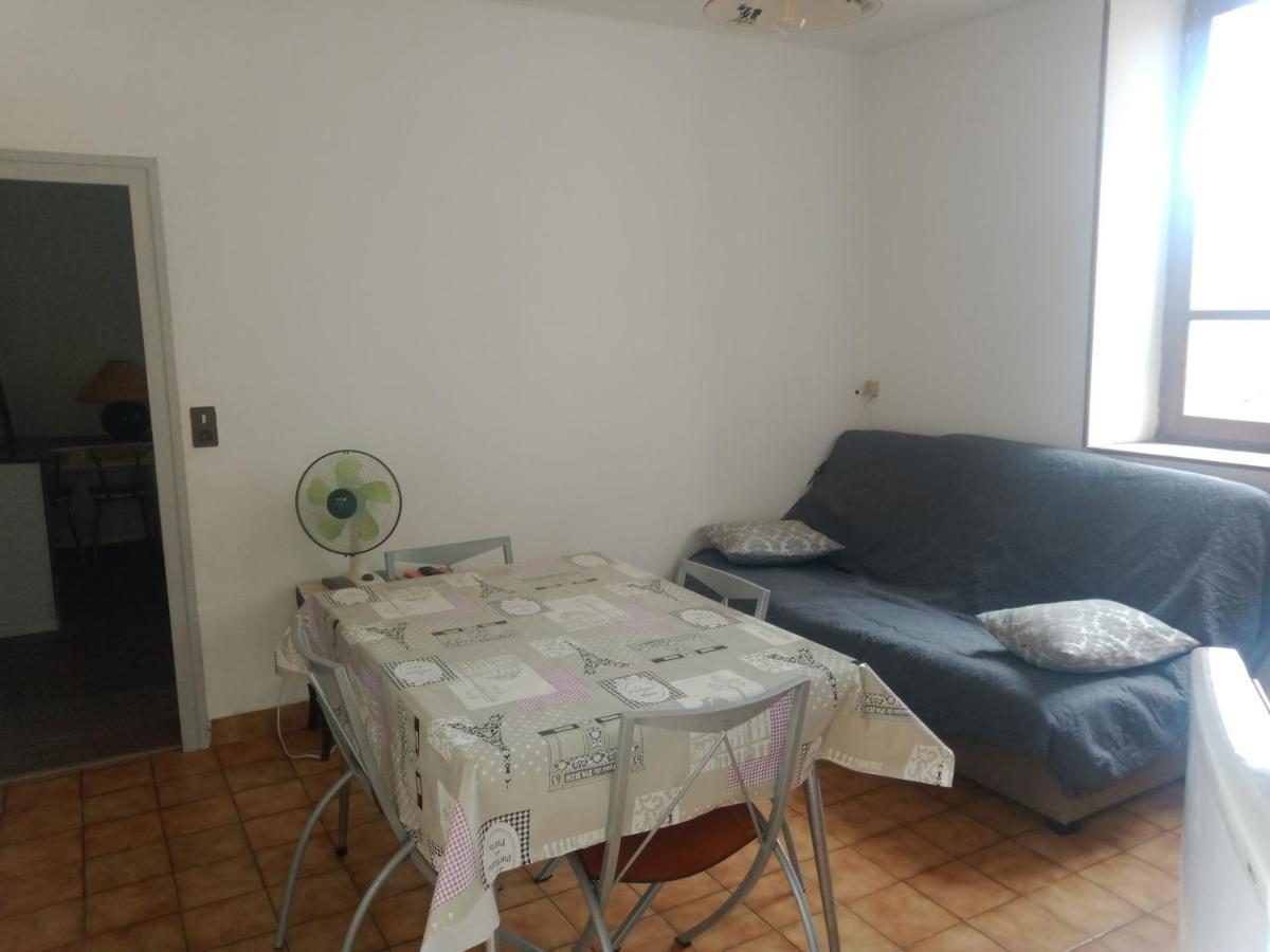 Appartement Du Jardin Saint-Affrique Exterior photo